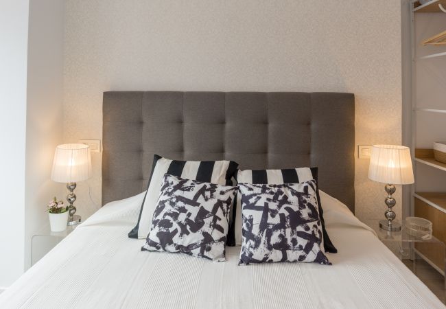 Apartamento en Málaga - Urbe10 Angel Ganivet Premium 2 Bedrooms Apartmen Apartamento en Málaga - Urbe10 Angel Ganivet Premium 2 Bedrooms Apartmen