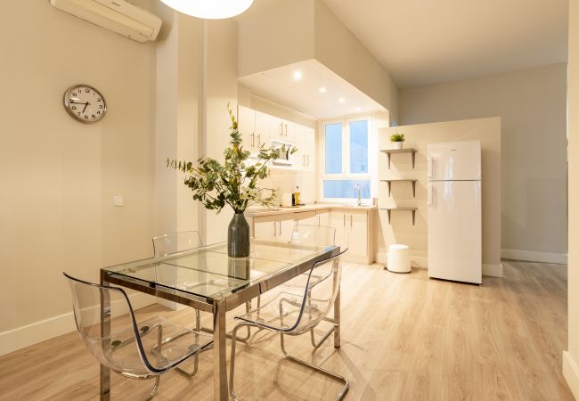 Apartamento en Málaga - Urbe10 Angel Suites 2 Bedrooms Apartment (2A) Apartamento en Málaga - Urbe10 Angel Suites 2 Bedrooms Apartment (2A)