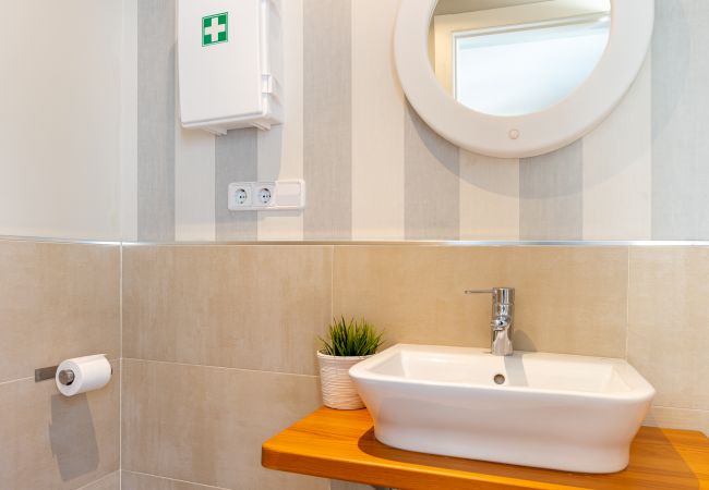 Apartamento en Málaga - Urbe10 Angel Suites 2 Bedrooms Apartment (4A) Apartamento en Málaga - Urbe10 Angel Suites 2 Bedrooms Apartment (4A)