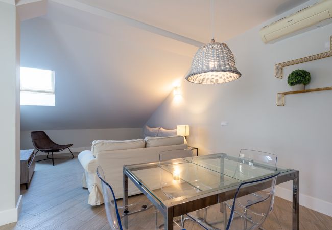 Apartamento en Málaga - Urbe10 Angel Suites 2 Bedrooms Apartment (4A) Apartamento en Málaga - Urbe10 Angel Suites 2 Bedrooms Apartment (4A)