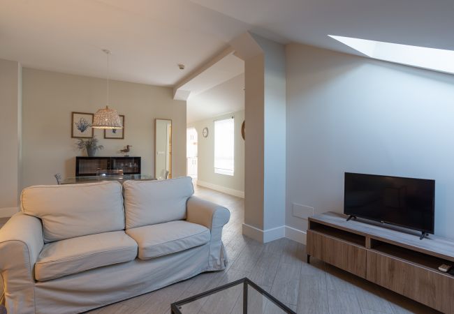 Apartamento en Málaga - Urbe10 Angel Suites 2 Bedrooms Apartment (4A) Apartamento en Málaga - Urbe10 Angel Suites 2 Bedrooms Apartment (4A)