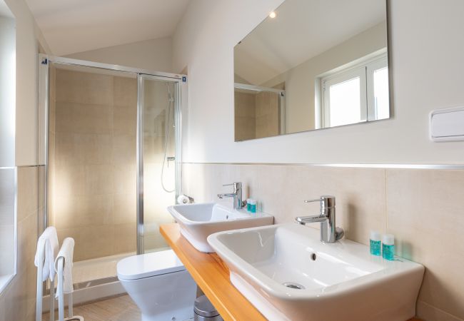 Apartamento en Málaga - Urbe10 Angel Suites 2 Bedrooms Apartment (4A) Apartamento en Málaga - Urbe10 Angel Suites 2 Bedrooms Apartment (4A)