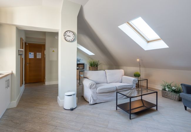 Apartamento en Málaga - Urbe10 Angel Suites duplex 2 Bedrooms (4C) Apartamento en Málaga - Urbe10 Angel Suites duplex 2 Bedrooms (4C)