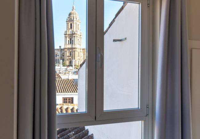 Apartamento en Málaga - Urbe10 Angel Suites duplex 2 Bedrooms (4C) Apartamento en Málaga - Urbe10 Angel Suites duplex 2 Bedrooms (4C)