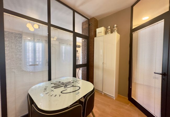 Apartamento en Málaga - Urbe10 Plaza de Uncibay 3 Bedrooms apatment Apartamento en Málaga - Urbe10 Plaza de Uncibay 3 Bedrooms apatment