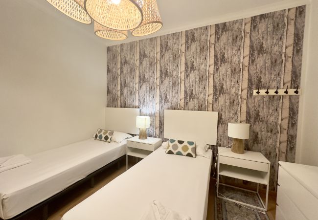 Apartamento en Málaga - Urbe10 Plaza de Uncibay 3 Bedrooms apatment Apartamento en Málaga - Urbe10 Plaza de Uncibay 3 Bedrooms apatment