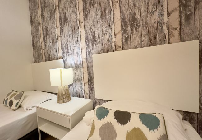 Apartamento en Málaga - Urbe10 Plaza de Uncibay 3 Bedrooms apatment Apartamento en Málaga - Urbe10 Plaza de Uncibay 3 Bedrooms apatment