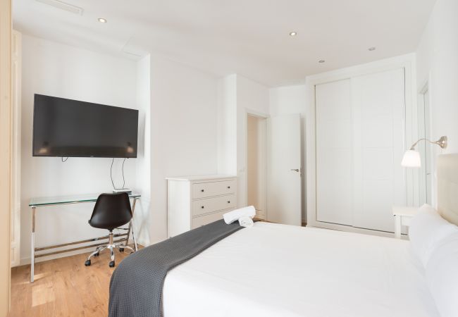 Apartment in Málaga - Urbe10 Plaza de la Constitucion 1 Bedroom Apartment in Málaga - Urbe10 Plaza de la Constitucion 1 Bedroom