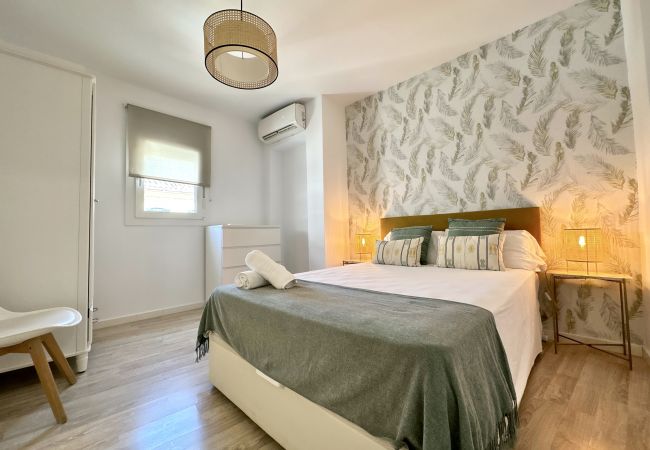  in Málaga - Santa Lucia 2 Bedrooms Apartment